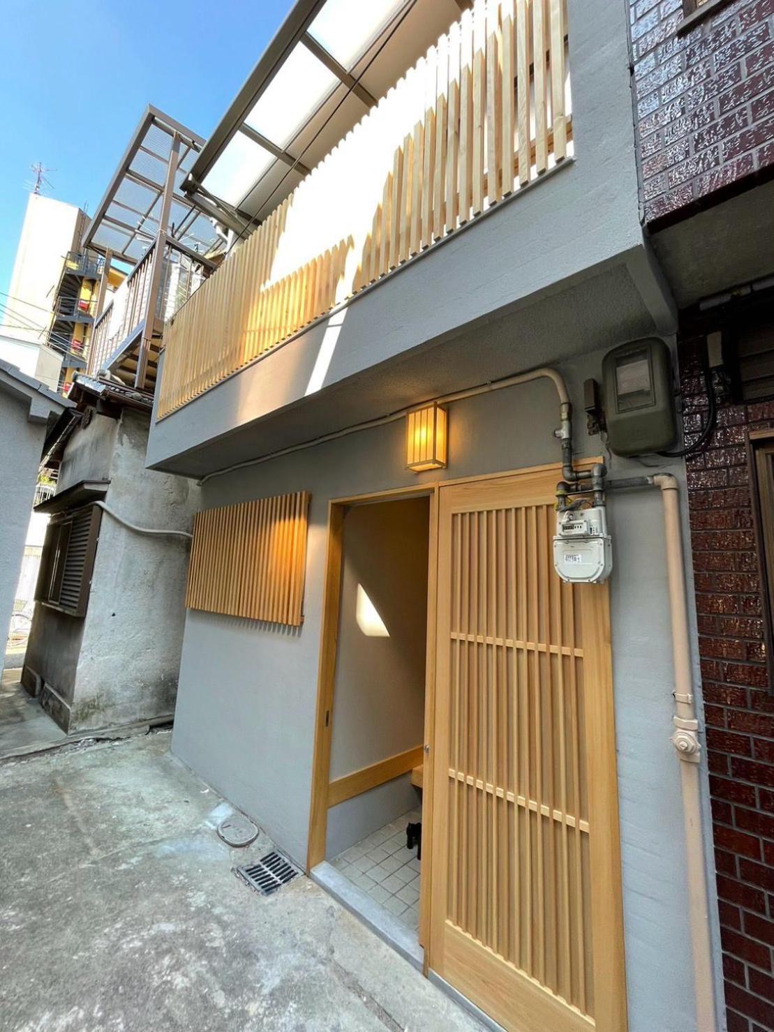 Tamatsukan 玉津館, Kansai Airport 關西空港 57 Mins, Namba 6 Mins, Nihonbashi 4 Mins, Universal Studio 37 Mins, Nara 30 Mins, Walk Jr Tsuruhashi 7 Mins, Early Check In Osaka Eksteriør billede